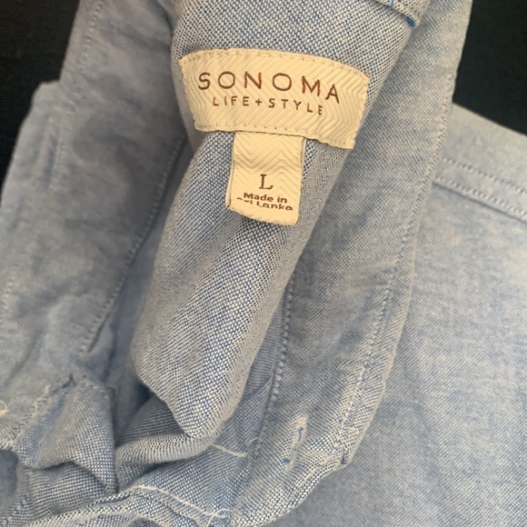 Long sleeve button shirt, great condition, only worn a couple times - Picture 2 of 2